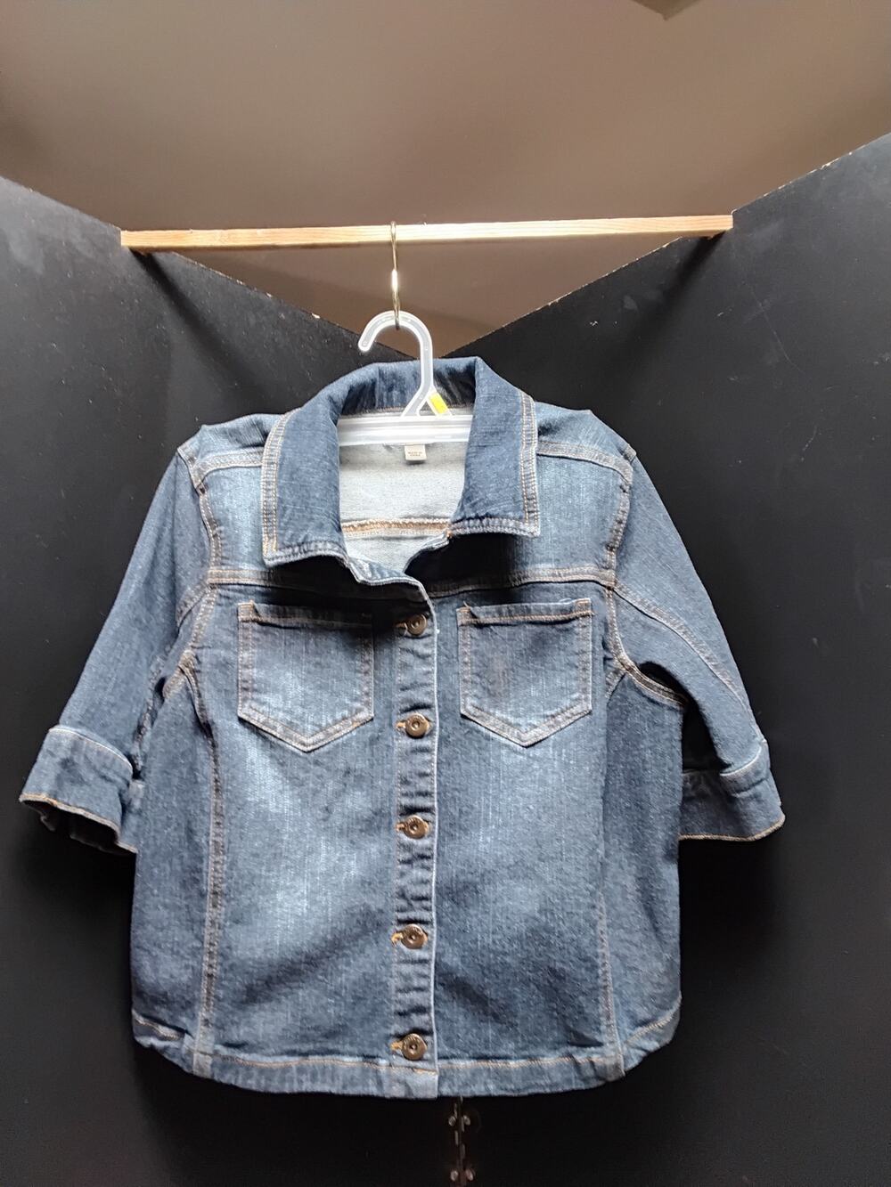 Girls Levi's Jacket Size M by One World RN 119794 Good for Back to School